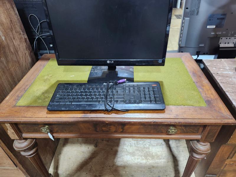 Sale Photo Thumbnail #11