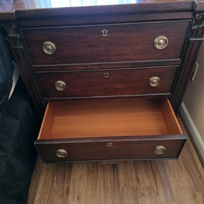 Sale Photo Thumbnail #17