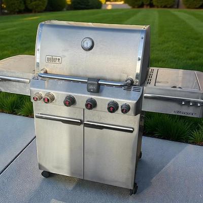 Weber summit grill with cover