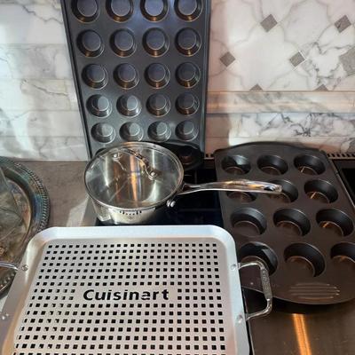 Kitchen cuisinart and wilton