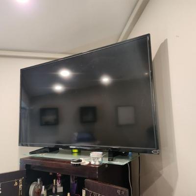 Sale Photo Thumbnail #43