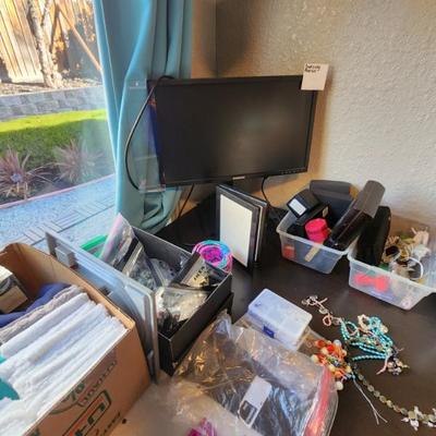 Sale Photo Thumbnail #86