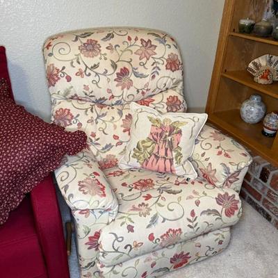 Sale Photo Thumbnail #122