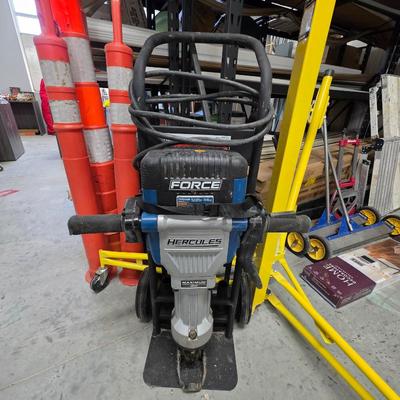 Sale Photo Thumbnail #88