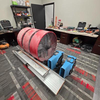 Sale Photo Thumbnail #53