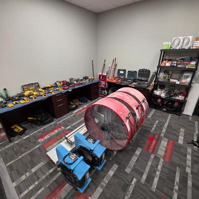 Sale Photo Thumbnail #55