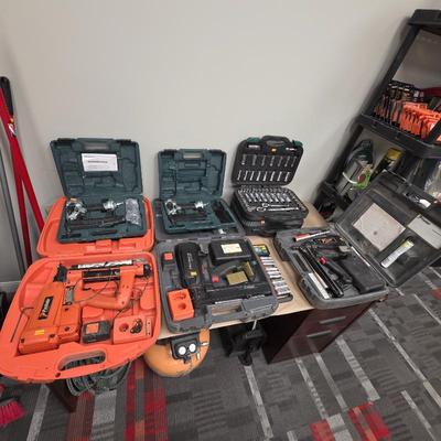 Sale Photo Thumbnail #46