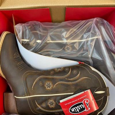 Sale Photo Thumbnail #60