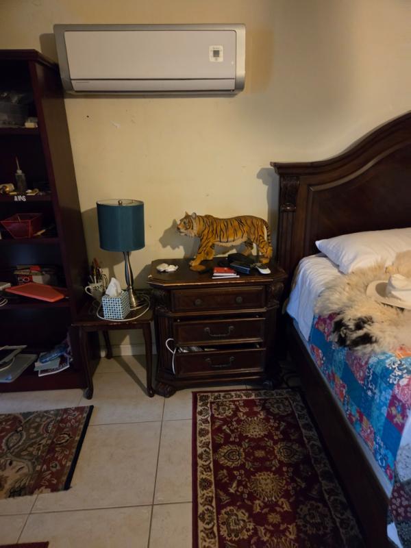 Sale Photo Thumbnail #12