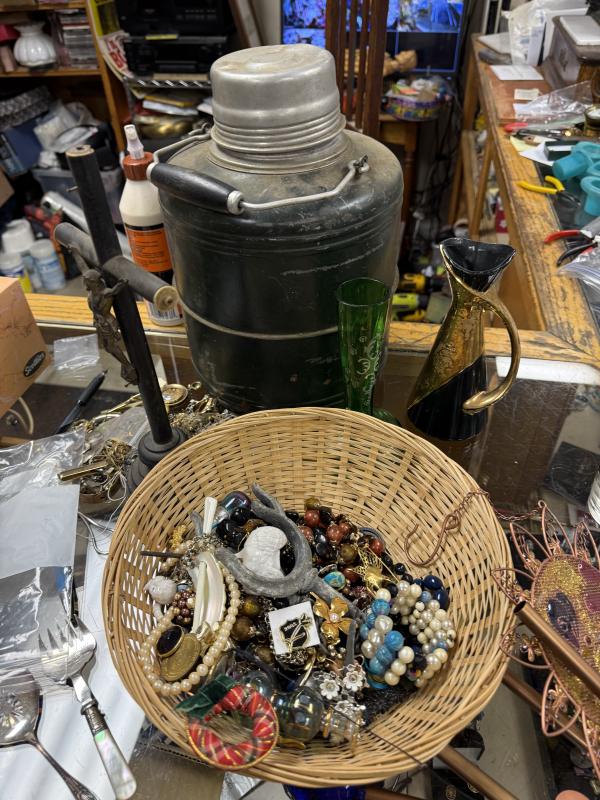 Sale Photo Thumbnail #8