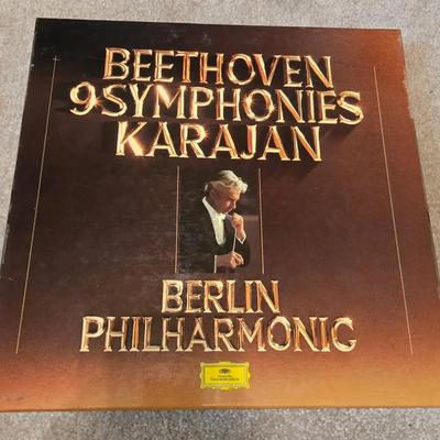 Deutsche Grammophon 8 LP Box Set Herbert von Karajan Berliner Philharmoniker Beethoven 9 Symphonies