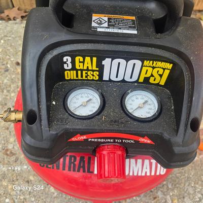 Central Pneumatic 3 Gallon 100 PSI Oil Free Pancake Air Compressor 1/3 HP Portable