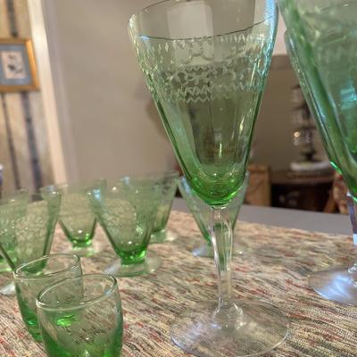 Fostoria Beverly Green Etch 276 Glassware Set 16 Pieces Stem 5097 Lattice Panel 1927-1933