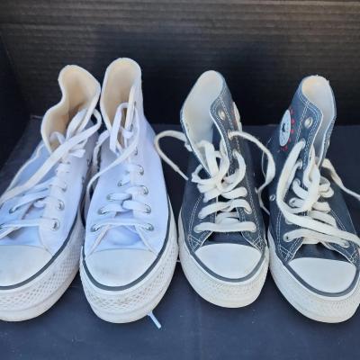 (2) Converse Shoes - Black Size 6 & White Size 5.5