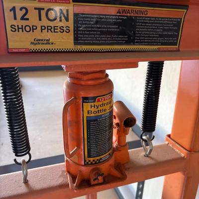 Central Hydraulics 12 Ton Shop Press - Auto Garage Set Up