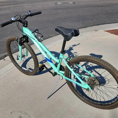Teen Bicycle - 24" Tires, Gravity Nugget, Aqua Frame, Hand Brakes