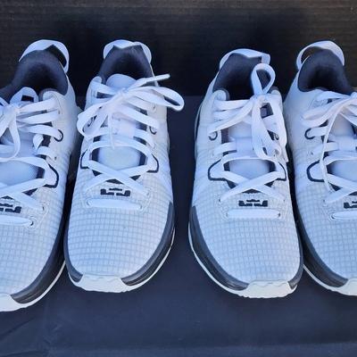 (2) Barely Used Pairs Nike Witness VII HO 22 Performance Volleyball Shoes, Size 5, Womens