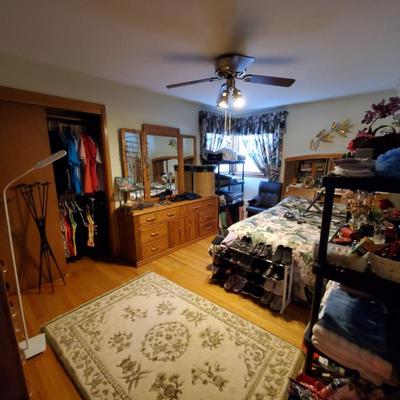 Sale Photo Thumbnail #295