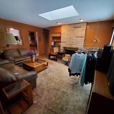 Sale Photo Thumbnail #248