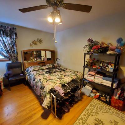 Sale Photo Thumbnail #294