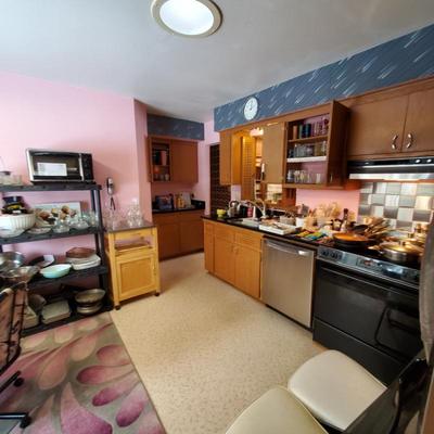 Sale Photo Thumbnail #342