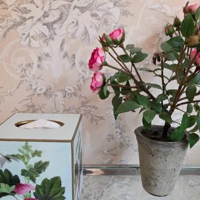 Sale Photo Thumbnail #213: Glass and Chrome Three-Tier Shelf Unit
