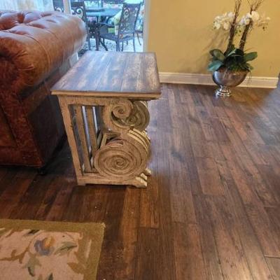 Sale Photo Thumbnail #131: Hooker Furniture Nesting Table Set
