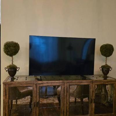 Sale Photo Thumbnail #102: Topiary Table Decorations
