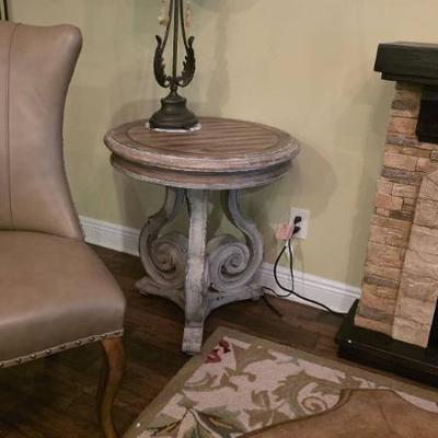 Sale Photo Thumbnail #123: Hooker Furniture Round Accent Table
Hooker Furniture Round Accent Table
