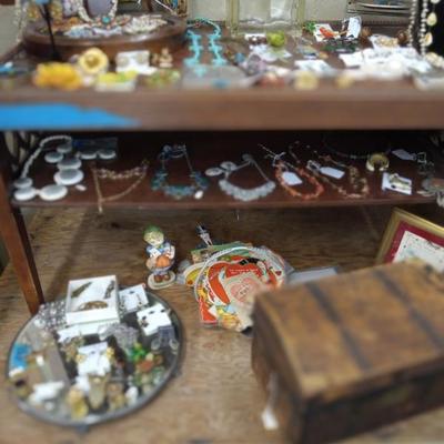 Sale Photo Thumbnail #126