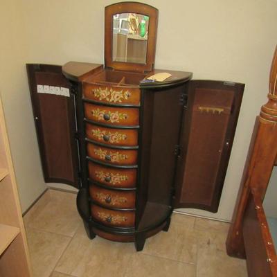 Sale Photo Thumbnail #111