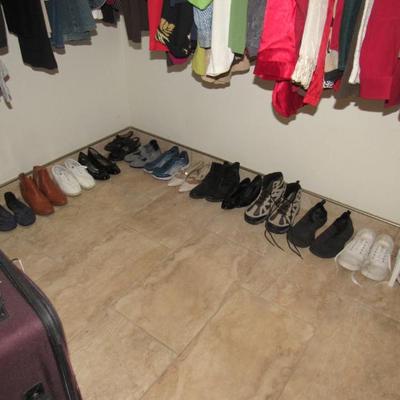 Sale Photo Thumbnail #118