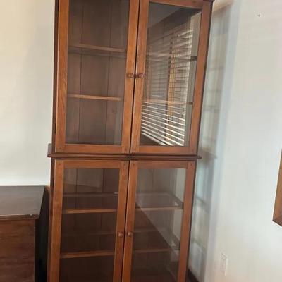 Mastercraft Cabinet With Lights  