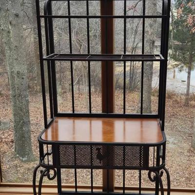 Rooster Baker's Rack