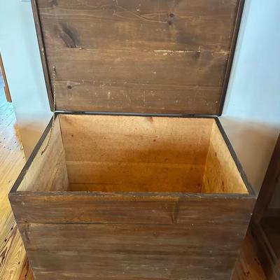 Vintage Blanket Chest