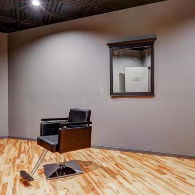 Sale Photo Thumbnail #33