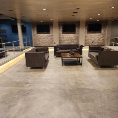 Sale Photo Thumbnail #148