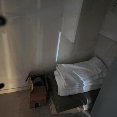 Sale Photo Thumbnail #65