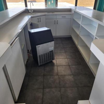 Sale Photo Thumbnail #181