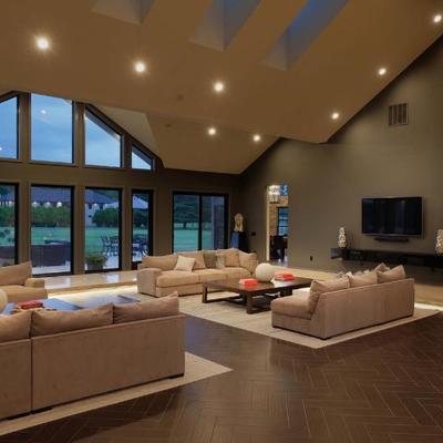 Sale Photo Thumbnail #3