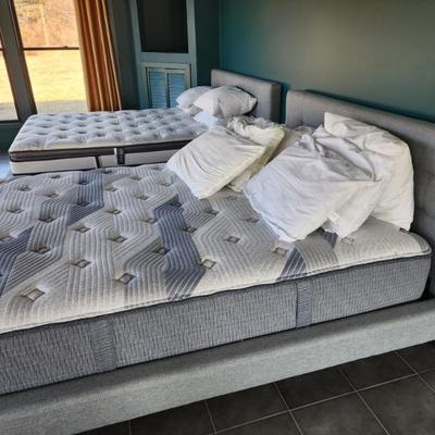 Sale Photo Thumbnail #185