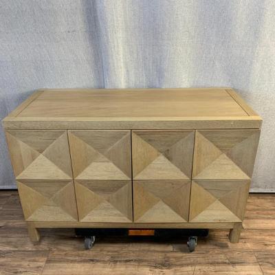 Sale Photo Thumbnail #155