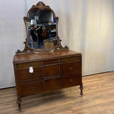 Sale Photo Thumbnail #199