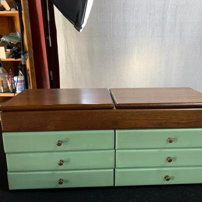 Sale Photo Thumbnail #231