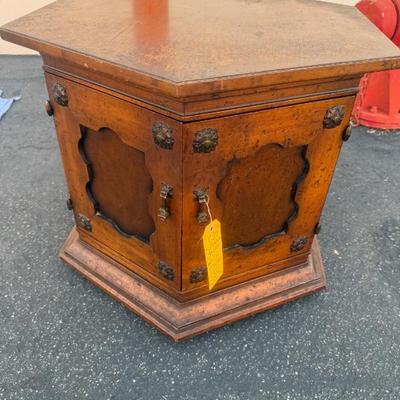 Sale Photo Thumbnail #451