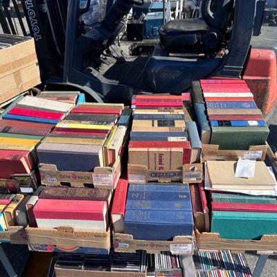 Sale Photo Thumbnail #600