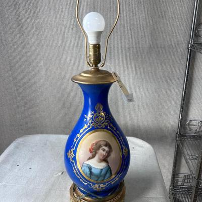 Sale Photo Thumbnail #562