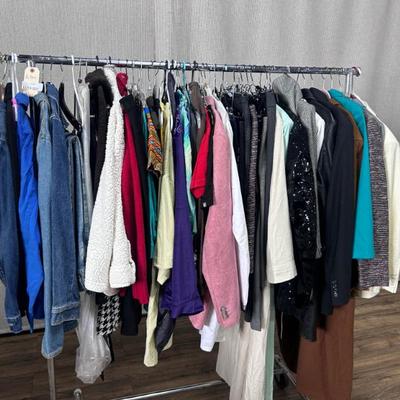 Sale Photo Thumbnail #259