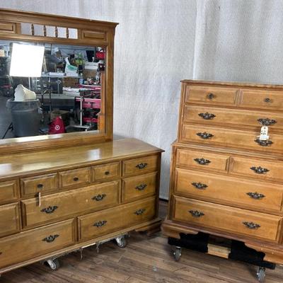 Sale Photo Thumbnail #556