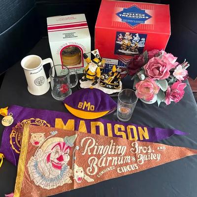 Sports Collectibles, featuring Georgia Tech Yellow Jackets & Madison College